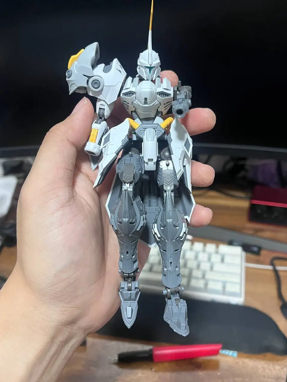 iron sickle with no armor on legs